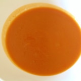 バターナッツかぼちゃとトマトピューレのスープ